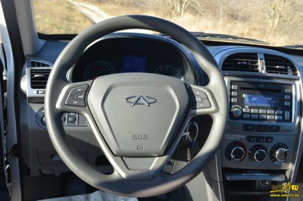 Заметное взросление Chery Tiggo FL: тест-драйв